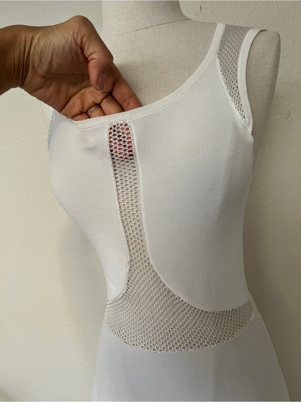 Marciano by Guess White Mesh-Inset Fit-and-Flare Dress, size XS - Picture 2 of 4
